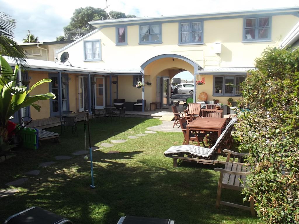 Orewa Pillows Lodge Chambre photo